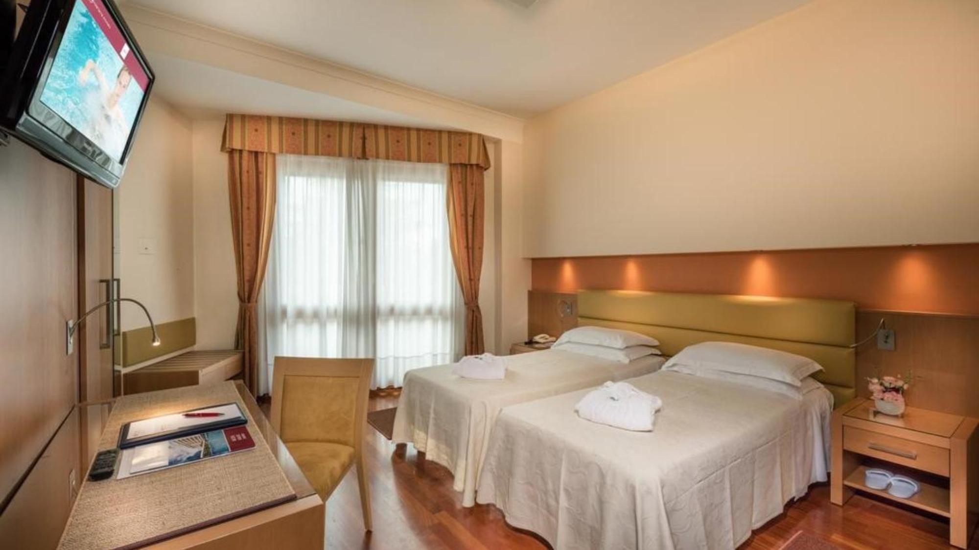 Hotel Terme Antoniano Montegrotto Terme Exteriör bild